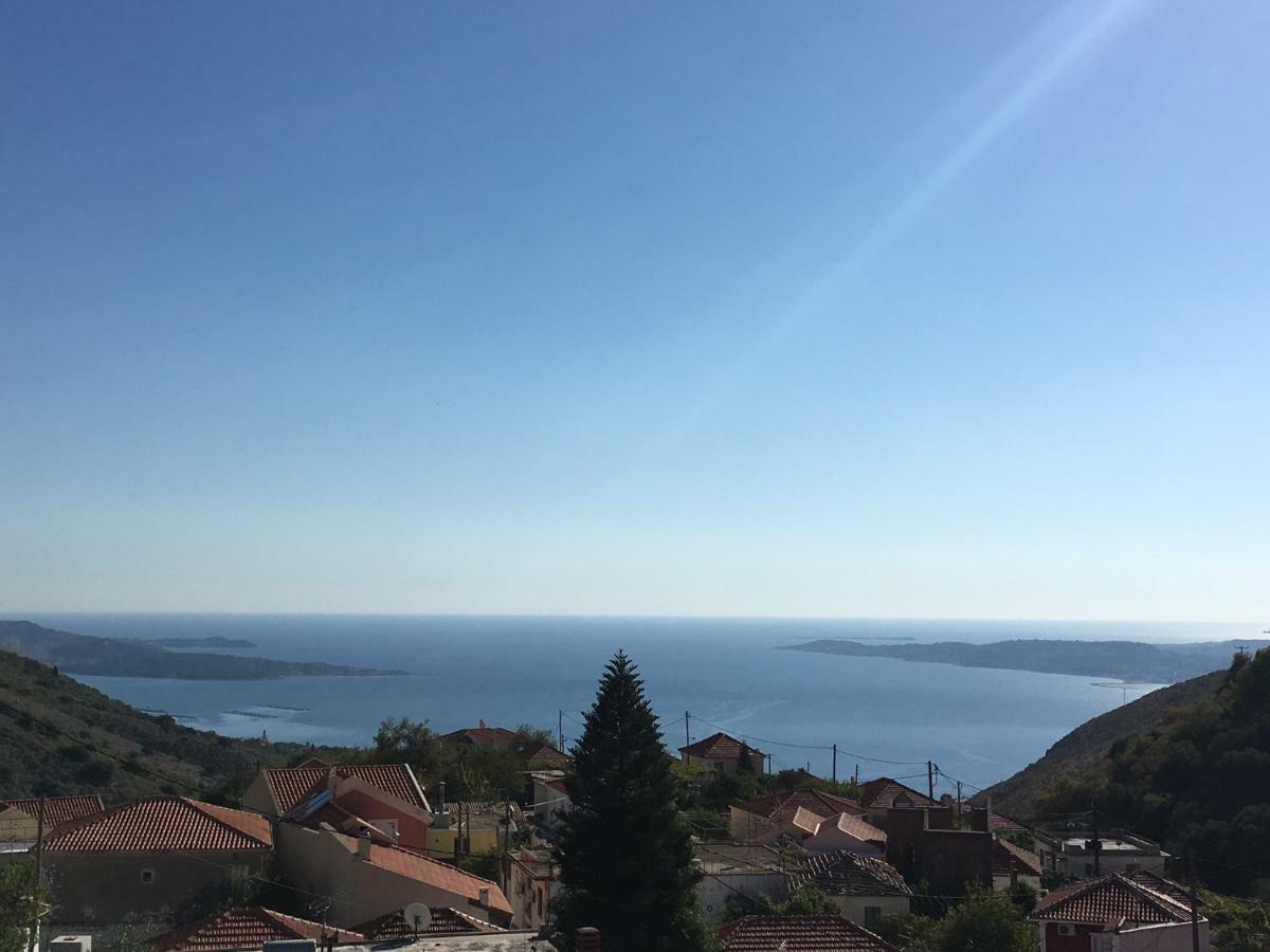 Villa Tzitzifies Kourouklata Buitenkant foto